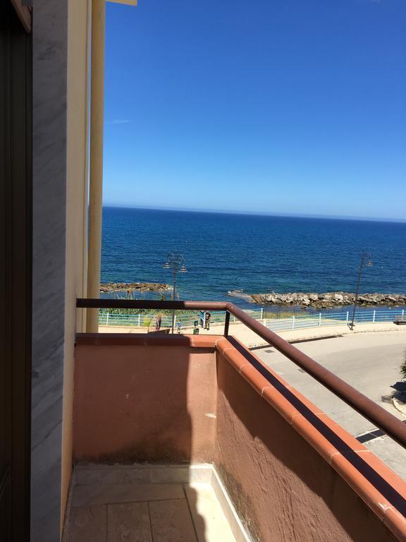 Vista Mare Apartman Trappeto  Kültér fotó