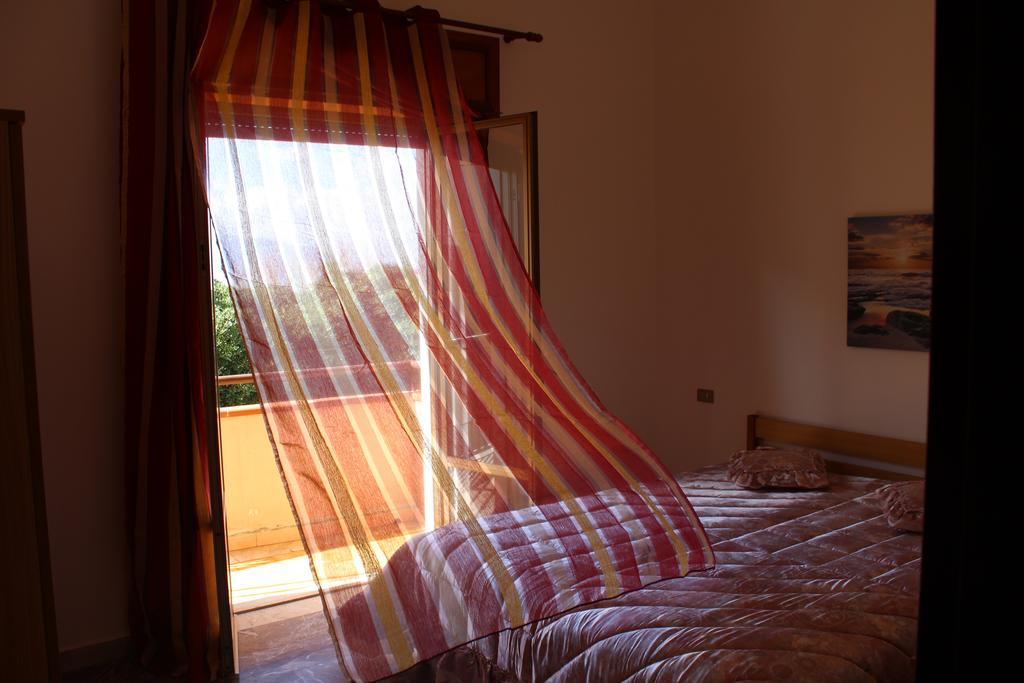 Vista Mare Apartman Trappeto  Szoba fotó