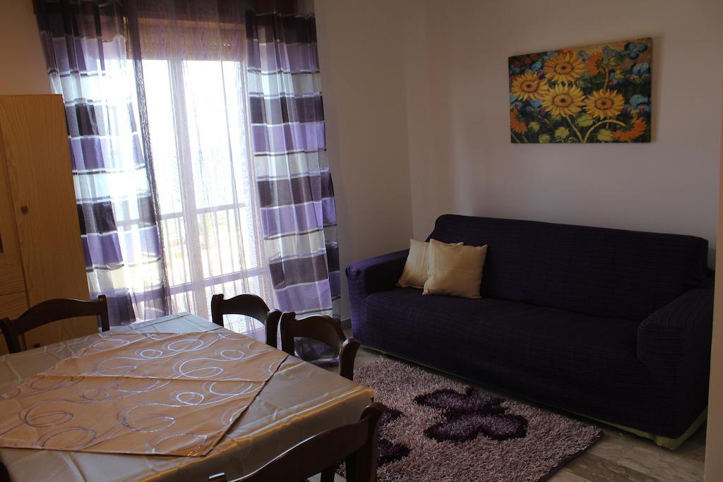 Vista Mare Apartman Trappeto  Szoba fotó